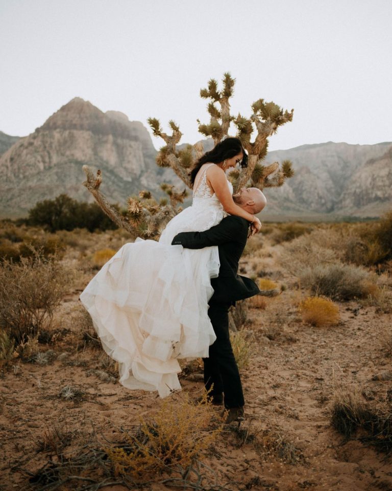 Red Rock Canyon Wedding A Guide to Getting Married at Red Rock Canyon