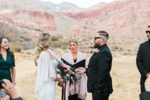 Red Rock Canyon Wedding| A Guide to Getting Married at Red Rock Canyon ...