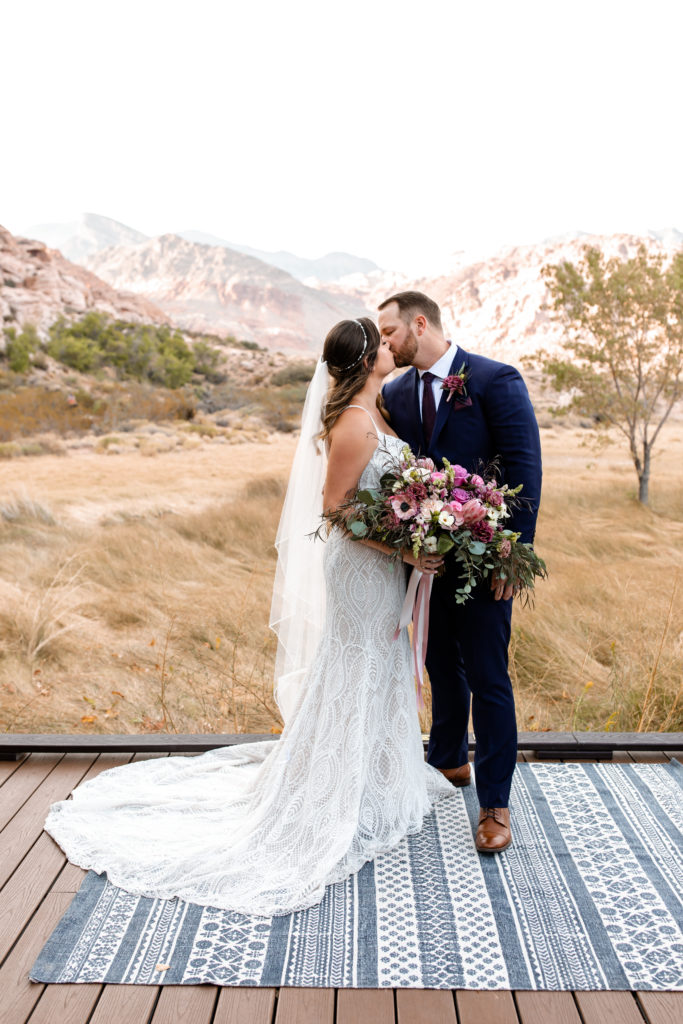 red rock canyon elopement 