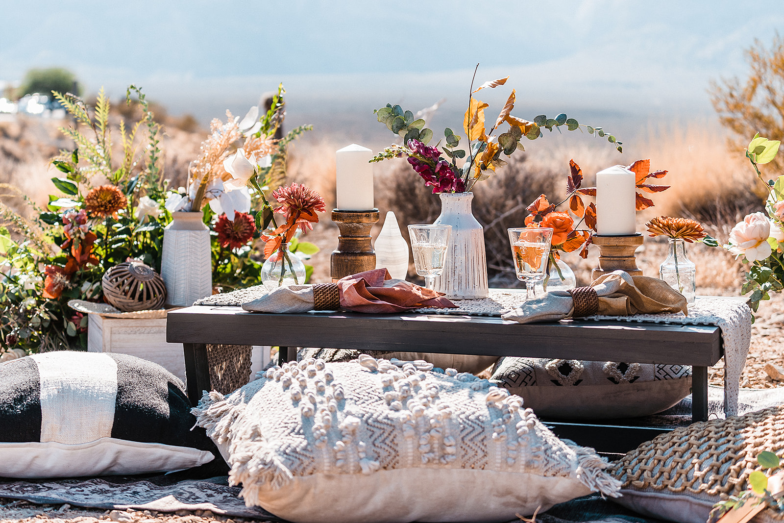 Simple but elegant wedding reception setup designed by Elopement Las Vegas
