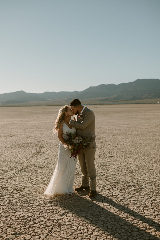 desert wedding 