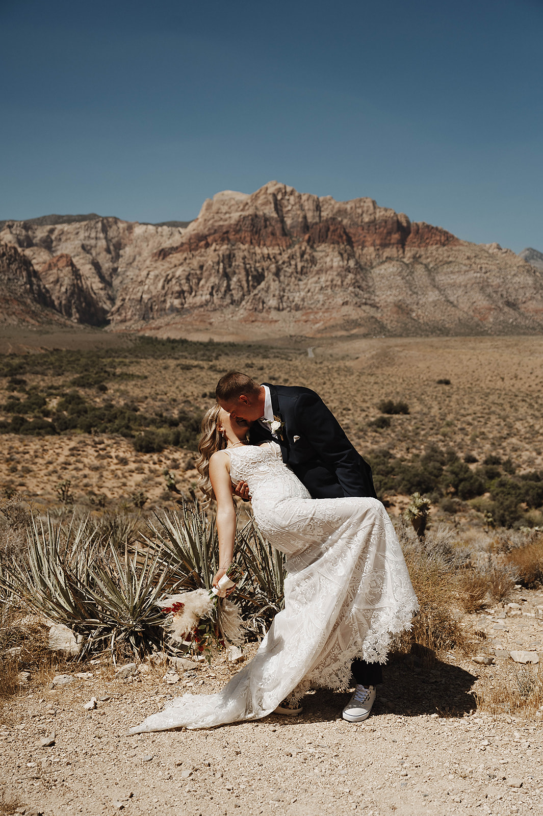 Elopement Las Vegas elopement website
