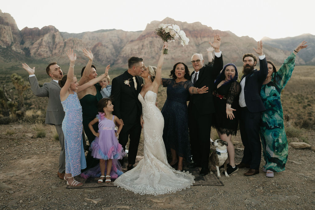 red rock overlook wedding ceremony las vegas nevada