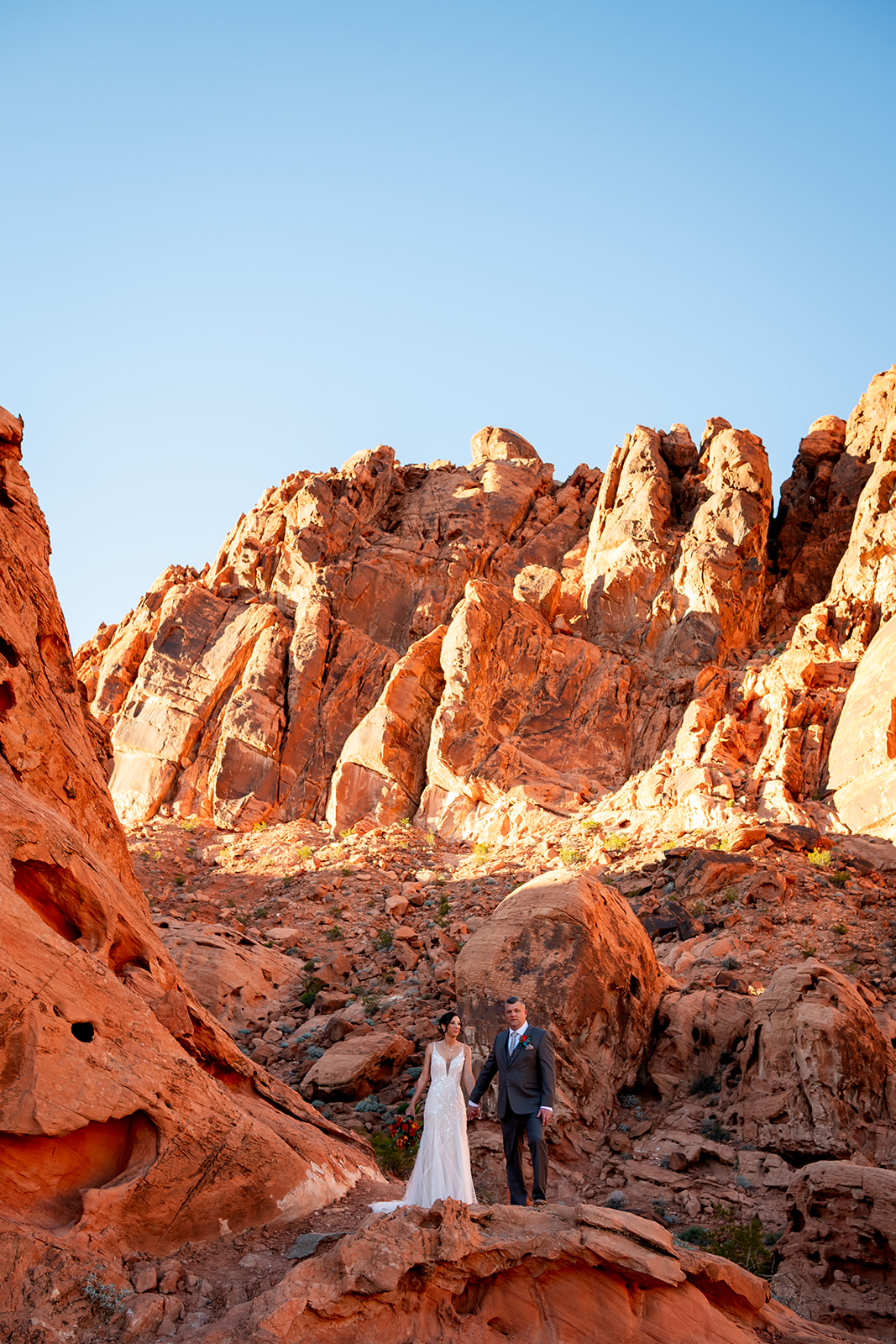 sunset wedding at valley of fire Nevada