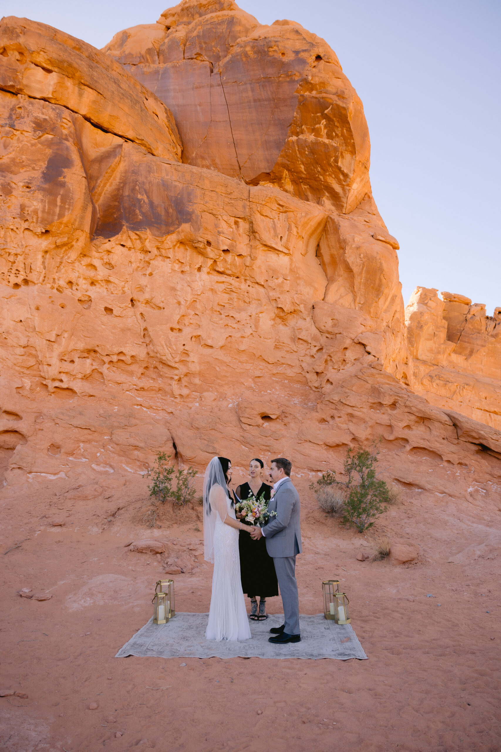 Intimate wedding ceremony at Valley of Fire